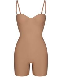 Skims - Core Sculpt Underwire Mid Thigh Bodysuit - Lyst