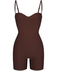Skims - Core Sculpt Underwire Mid Thigh Bodysuit - Lyst