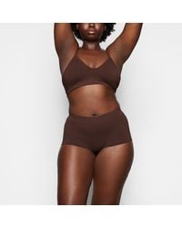 Skims - Soft Smoothing Boy Short - Lyst