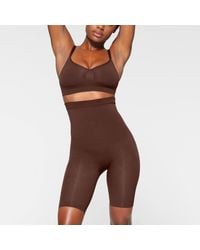 Skims - High-Waisted Above The Knee Short - Lyst