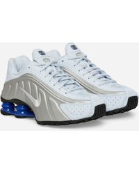 Nike - Women S Shox R4 Sneakers Blue Tint / Metallic Silver - Lyst
