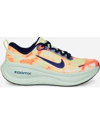 Nike - Vomero Plus Sneakers Barely Volt / Hot Lava / Blue Void / Indigo Burst - Lyst