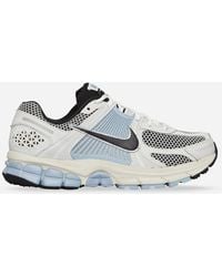 Nike - Wmns Zoom Vomero 5 Sneakers Platinum Tint / Light Armory Blue - Lyst