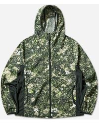 Nike - S Acg Five Towers Uv-Protective Jacket Spruce Life Lime - Lyst