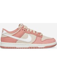 Nike - Dunk Low Retro Prm Sneakers Red Stardust / Summit White - Lyst