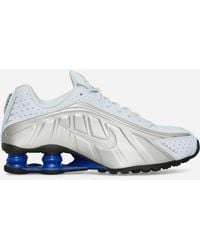 Nike - Women S Shox R4 Sneakers Blue Tint / Metallic Silver - Lyst