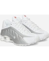 Nike - Shox R4 Sneakers Metallic - Lyst