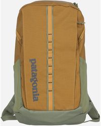 Patagonia - Black Hole Pack 25l Pufferfish Gold - Lyst