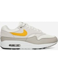 Nike - Air Max 1 Essential Sneakers Summit White / Vast Grey / University Gold - Lyst