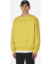 Nike - Solo Swoosh Crewneck Sweatshirt Yellow - Lyst