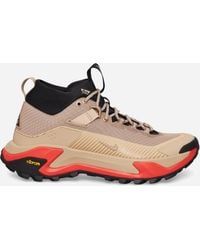 Nike - Acg Zegama Hike Sneakers British Khaki Linen Light Crimson - Lyst