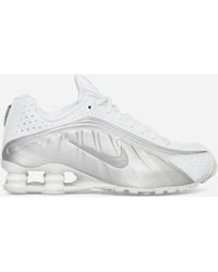 Nike - Shox R4 Sneakers Metallic - Lyst