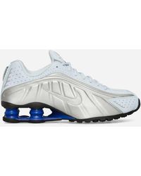Nike - Women S Shox R4 Sneakers Blue Tint / Metallic Silver - Lyst