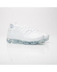 nike air vapormax plus black gold