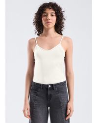 QS - Elastisches Spaghettiträgertop - Lyst