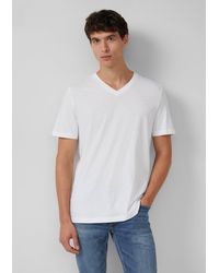 S.oliver - Baumwoll-T-Shirt mit V-Ausschnitt und Logo - Lyst