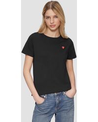 QS - Jerseyshirt mit Herz-Stickerei - Lyst