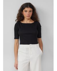 QS - Schmales Rippshirt mit U-Boot Ausschnitt - Lyst
