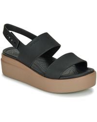 Crocs™ - Sandales plates BROOKLYN LOW WEDGE W - Lyst