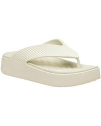 Crocs™ - Tongs Sandales Getaway Groove Platform Flip Flops beige - Lyst