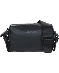 Calvin Klein - Sacoche CK MUST CAMERA BAG S SMO - Lyst