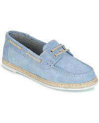 casual attitude shoes