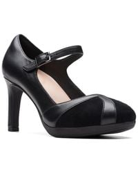 Clarks - Ambyr Light Pumps - Lyst