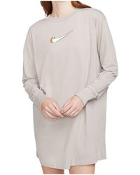 Robes Nike pour femme | Réductions en ligne jusqu'à 40 % | Lyst