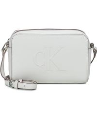 Calvin Klein - Borsa A Tracolla Sculpted Ew Camera Bag20 - Lyst