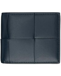 Bottega Veneta - ネイビー Cassette 二つ折り財布 - Lyst