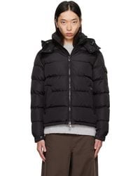 Moncler - ブラック Maya マット ショート ダウンジャケット - Lyst