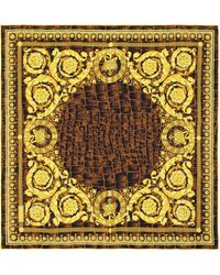 Versace - Foulard brun et doré à motif baroque - Lyst
