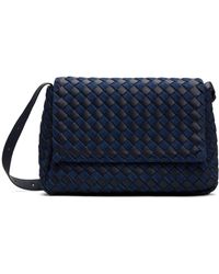 Bottega Veneta - ネイビー&インディゴ ラージ Cobble メッセンジャーバッグ - Lyst