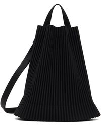 Homme Plissé Issey Miyake - Sac Noir À Plis Et À Cordon Coulissant - Lyst