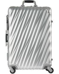 Tumi - 19 Degree Aluminiumコレクション シルバー ショートトリップ パッキングケース スーツケース - Lyst