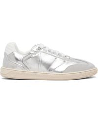 Versace - Greca Court Metallic Faux-Leather Sneakers - Lyst