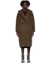 Incite Wet in front of Max Mara Teddy Bear Icon Coat in Natural | Lyst