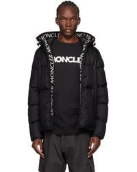Moncler - Blouson court montcla noir rembourré en duvet - Lyst