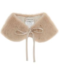 Moncler Col en fourrure rose