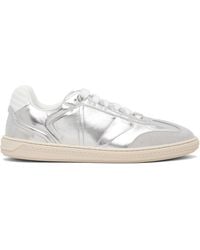 Versace - Greca Court Metallic Faux-Leather Sneakers - Lyst