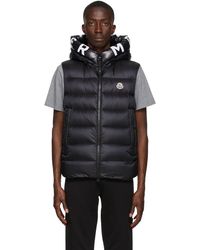 Moncler Waistcoats and gilets for Men | Online Sale up to 16% off | Lyst