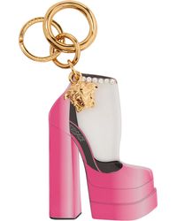 Versace - Porte-clés rose et doré à image de chaussures charles ix - Lyst