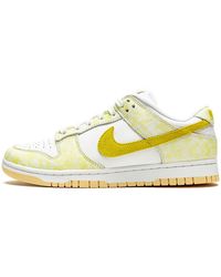 Nike - Dunk Low Strike" Dm9467 700" - Lyst