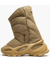 Mens Shoes Boots Chukka boots and desert boots Natural for Men Yeezy Yeezy Desert Boot in Beige 