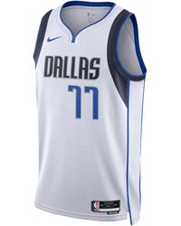 Nike - Nba Mavericks 'Doncic 77' 22/23 Association Edition Swingman Jersey Dn2074 100" - Lyst