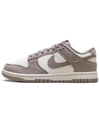 Nike - Dunk Low "Malt Mini Swoosh" Ib4417 105" - Lyst