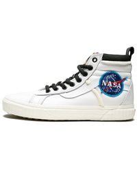 vans nasa mte