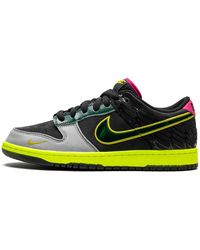 Nike - Dunk Low Uo Prem "What The Duck Home" Hv1454 001" - Lyst