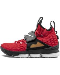 lebron 15 rust pink footlocker
