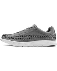 nike mayfly size 9